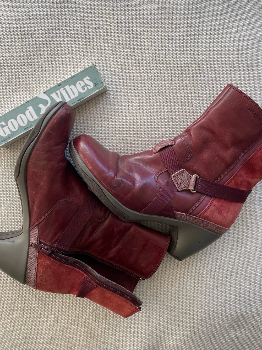 Merrell Evera Fade Burgundy Mid-Calf Leather  Booties